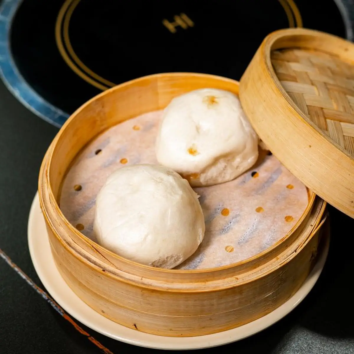 pork bao buns 小肉包 dimsum
